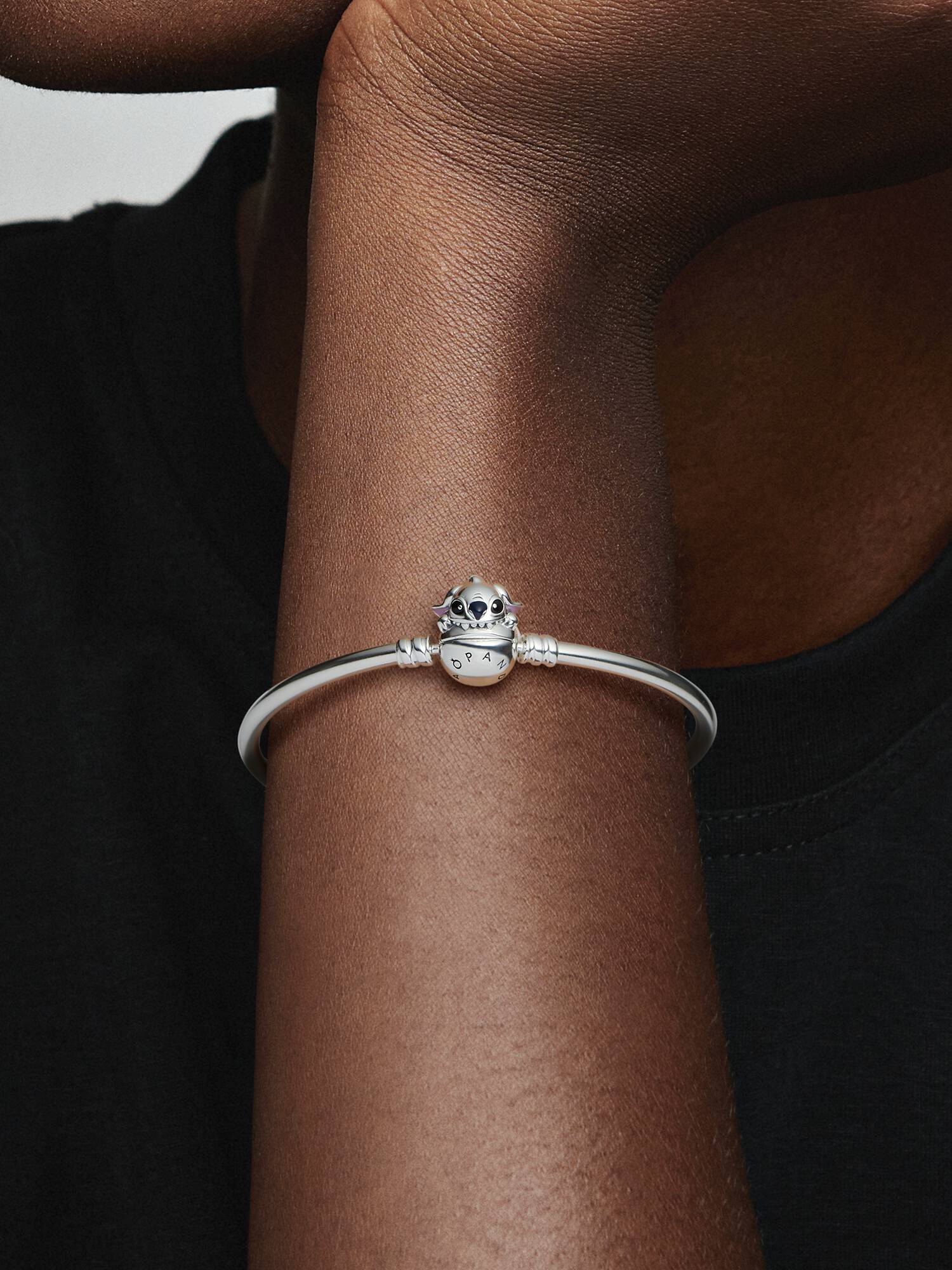 Βραχιόλι Disney Stitch που Δαγκώνει το Κούμπωμα Pandora Moments