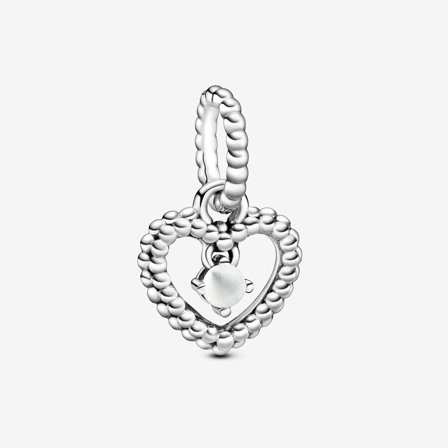 Κρεμαστό σύμβολο σε σχήμα καρδιάς με λευκή πέτρα image number 0