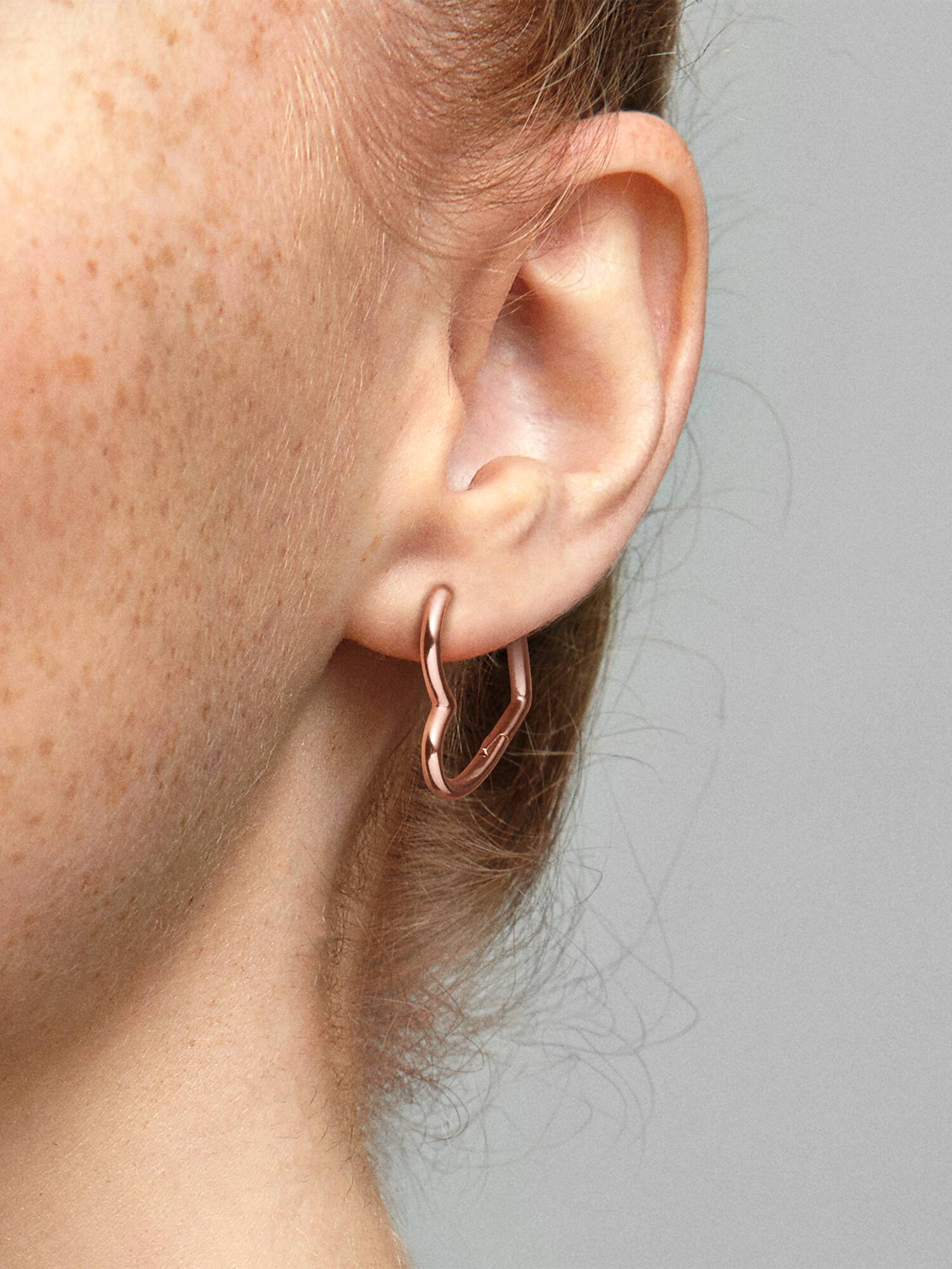 Σκουλαρίκια 14K rose gold-plated, ασύμμετρη καρδιά