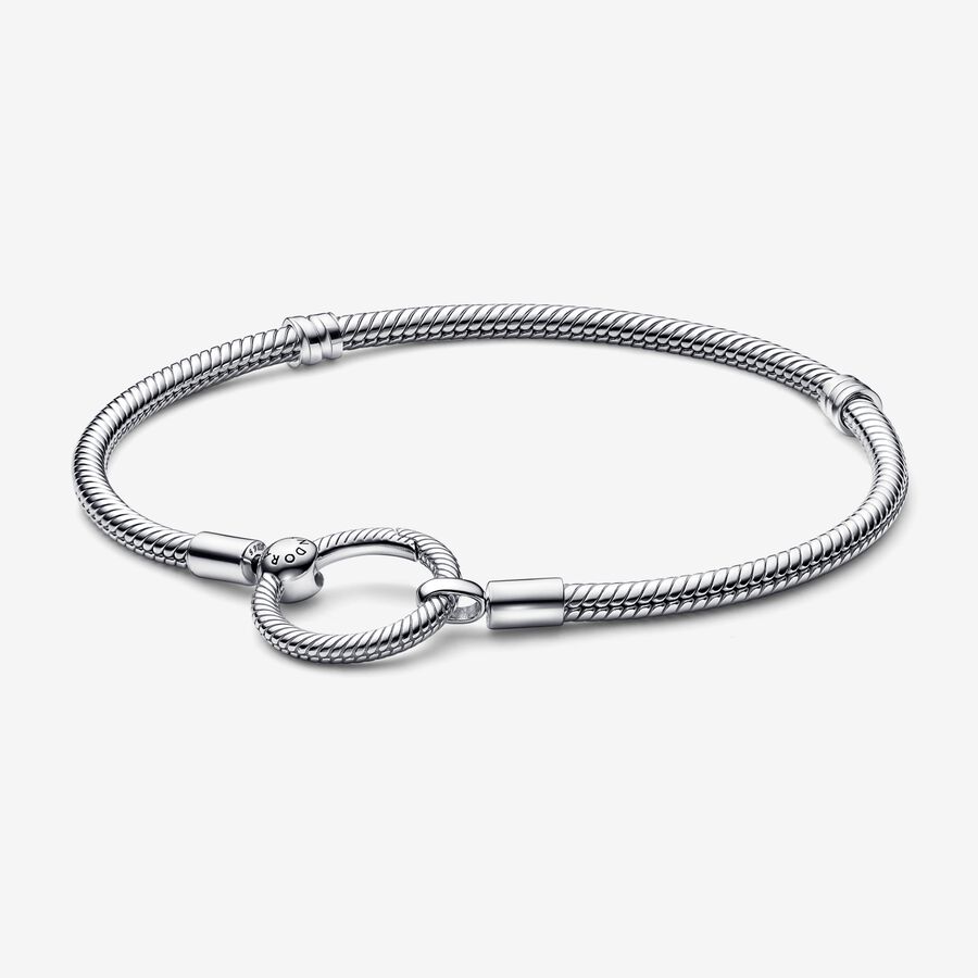 Pandora Moments O Closure Snake Chain Bracelet image number 0