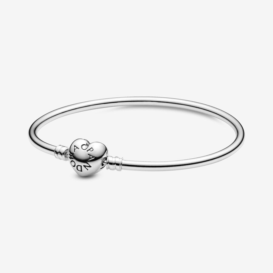 Moments Silver Bangle, Logo Heart Clasp image number 0