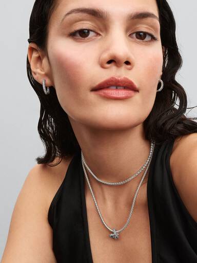 Κολιέ ριβιέρα choker