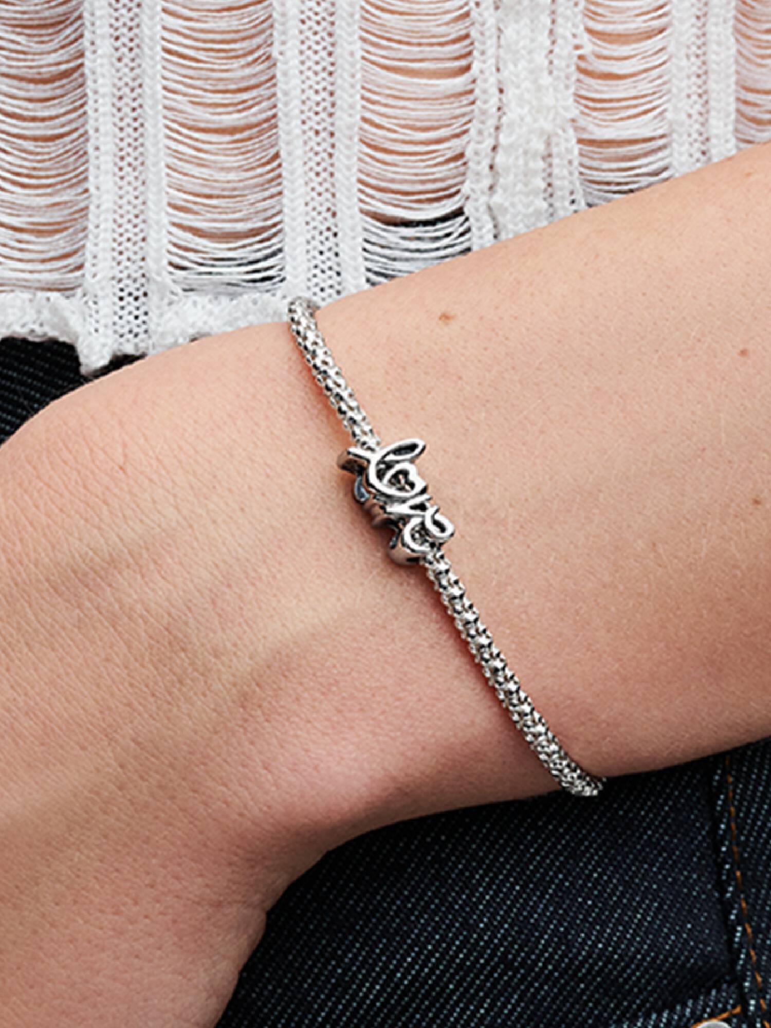 Charm Χειρόγραφη Λέξη Love